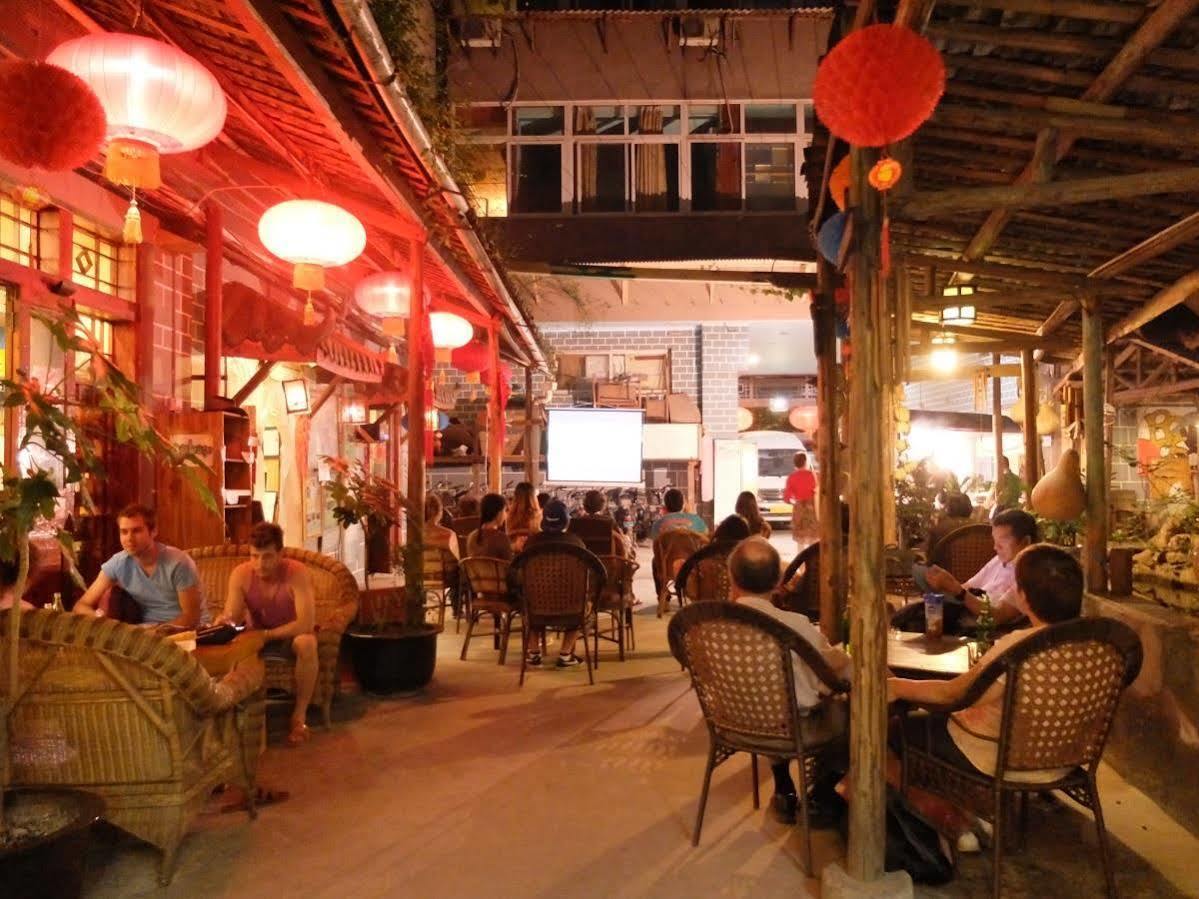 Hello Chengdu International Youth Hostel Exterior photo